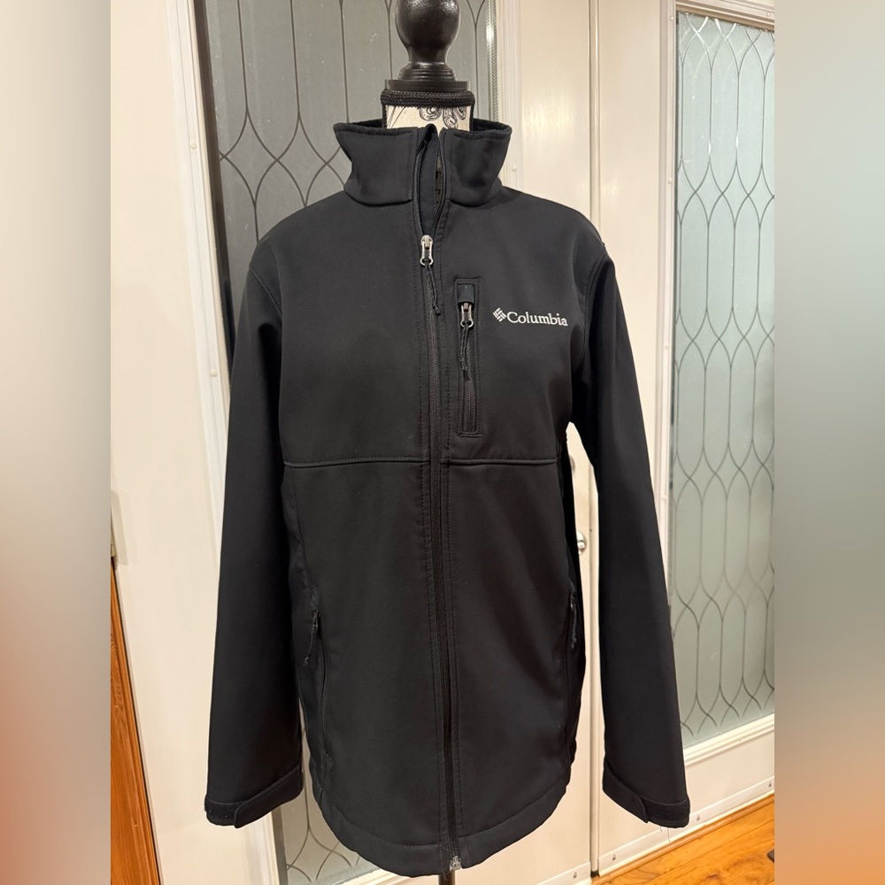 Columbia Black Full-Zip Jacket